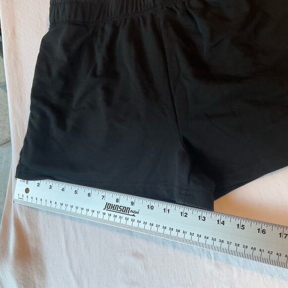 Women’s Casual Workout Short Shorts size L, Solid Black - Picture 4 of 9